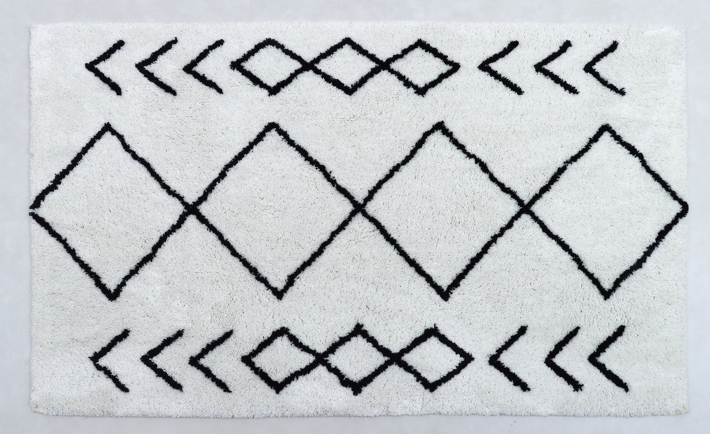 Monochrome Bathmat (21" x 34")